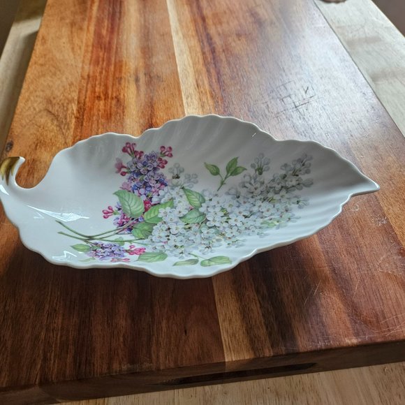 VINTAGE BAVARIA LEAF DISH TRINKET/CANDY DISH OLD NUREMBERG PORCELAIN - Picture 4 of 6
